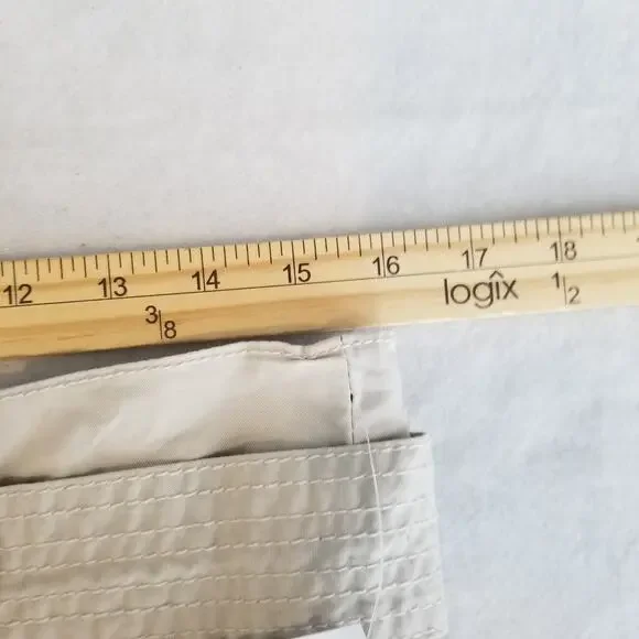 Gloria Vanderbilt Women's Trapunto Self Belt Vacation Shorts, Size 10 New - Picture 9 of 13